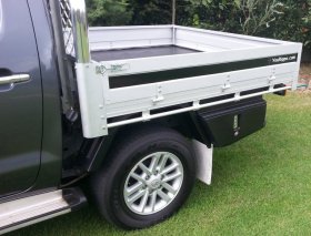 Poly Ute tool box